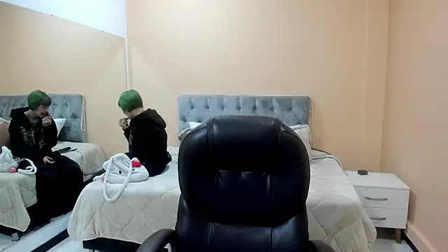 Bela Craxkerr online show from 02.25.26