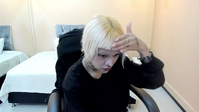 Bela Craxkerr online show from 03.25.26