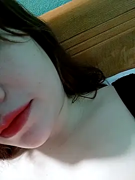 Snapshot of lylinhjim chatting on 02.23.26 lylinhjim online show from 02.23.26