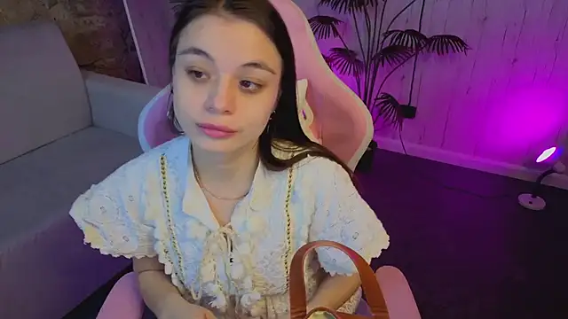 Kim Bless online show from 02.24.26