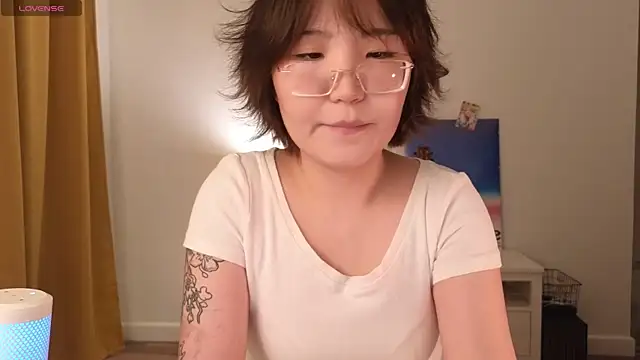 Snapshot of nullgirl chatting on 07.21.26 nullgirl online show from 07.21.26