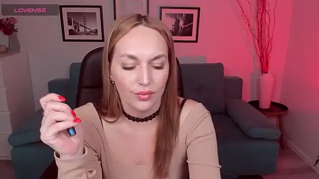 EvieMagical online show from 03.30.26