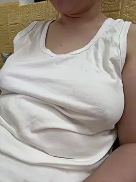 Donna9696 online show from 04.16.26