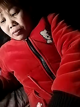 Snapshot of Sam-cute chatting on 02.19.26 Sam-cute online show from 02.19.26