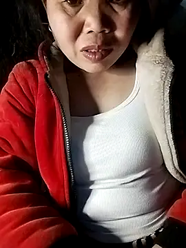 Snapshot of Sam-cute chatting on 02.20.26 Sam-cute online show from 02.20.26