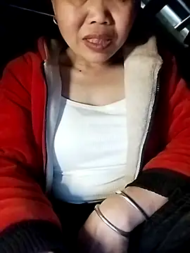 Snapshot of Sam-cute chatting on 02.21.26 Sam-cute online show from 02.21.26