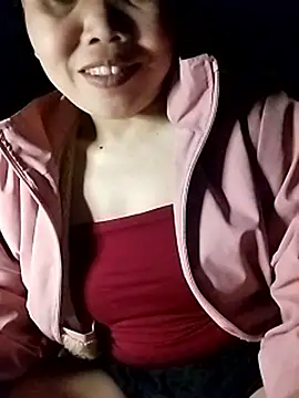 Snapshot of Sam-cute chatting on 02.24.26 Sam-cute online show from 02.24.26