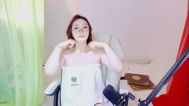 Snapshot of luna-168 chatting on 06.09.26 luna-168 online show from 06.09.26