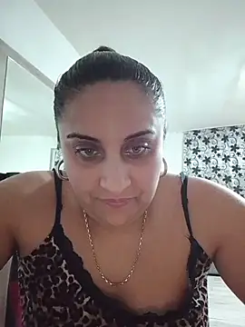 AntoAntonianna online show from 02.18.26