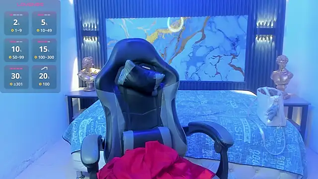 Amelia Lopez24 online show from 04.17.26