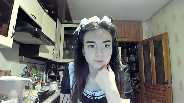 Snapshot of Kiticat chatting on 02.28.26 Kiticat online show from 02.28.26