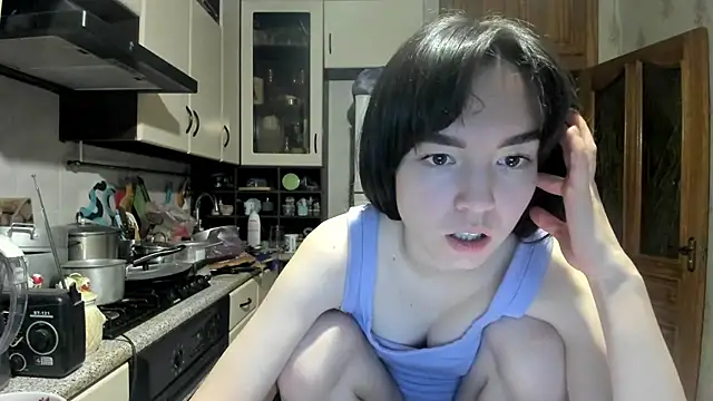 Snapshot of Kiticat chatting on 03.04.26 Kiticat online show from 03.04.26