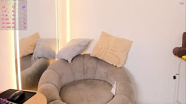 valentina Noa online show from 06.20.26