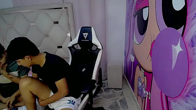 Maxwell boys online show from 02.04.26