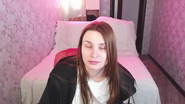 Snapshot of girl_from_hardfuckland chatting on 04.23.26 girl from hardfuckland online show from 04.23.26