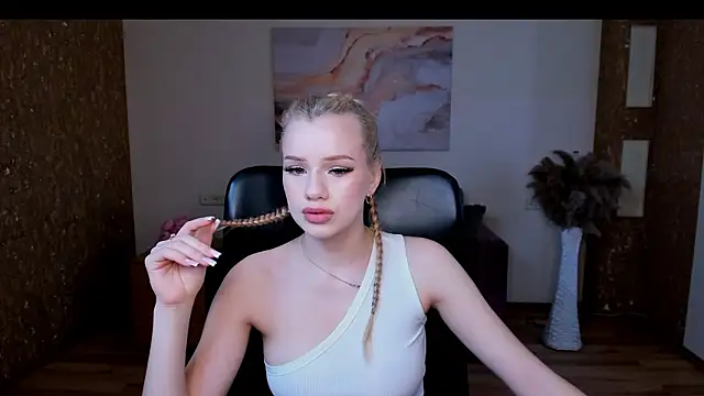 Snapshot of Stacy_Western chatting on 02.28.26 Stacy Western online show from 02.28.26