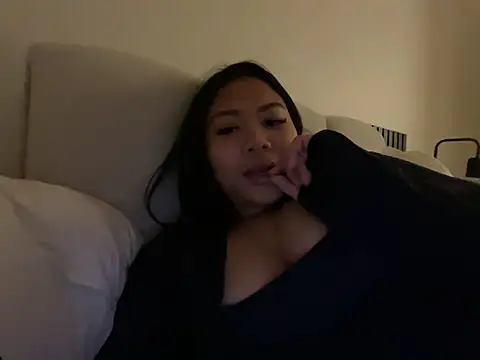 TitiTinyThai online show from 04.05.26