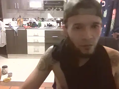 Snapshot of ELARKIMAN chatting on 01.15.26 ELARKIMAN online show from 01.15.26