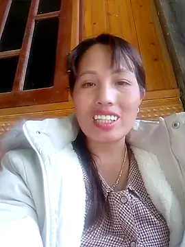 Gummiesu online show from 03.23.26