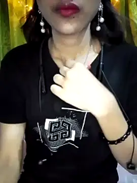 Snapshot of Maliha_Chowdhury chatting on 05.25.26 Maliha Chowdhury online show from 05.25.26