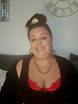 Snapshot of Nova-iswiserx chatting on 02.09.26 Nova-iswiserx online show from 02.09.26