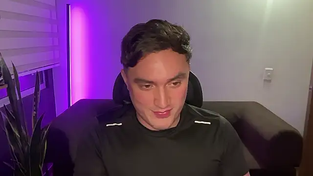 Robyn Rocki online show from 02.14.26