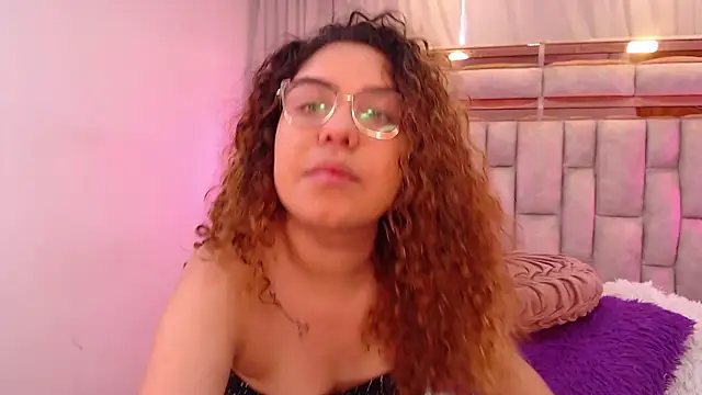 AllisonAdams  online show from 04.09.26