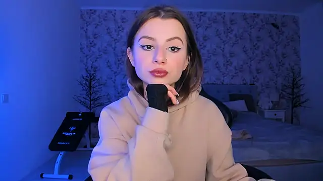 Snapshot of Hot_Molly5 chatting on 02.07.26 Hot Molly5 online show from 02.07.26