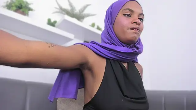Amira Alzahra online show from 06.20.26