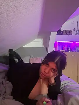 MinaKhalina online show from 01.18.26