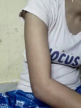 Snapshot of annugirl chatting on 02.20.26 annugirl online show from 02.20.26