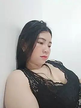 LoveLillyy69 online show from 06.06.26