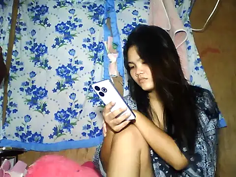 PinaySkinnyJust18 online show from 06.03.26