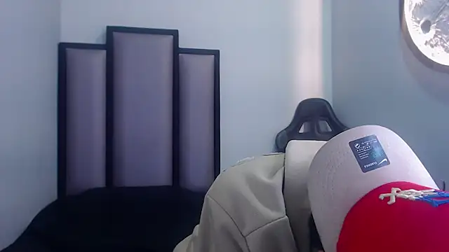 Dogan Renzo0 online show from 02.28.26