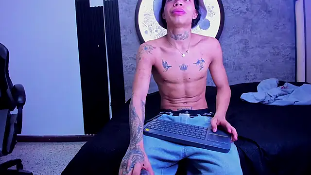 Dogan Renzo0 online show from 03.04.26