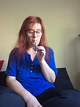Snapshot of Ashlovescannabis chatting on 06.24.26 Ashlovescannabis online show from 06.24.26