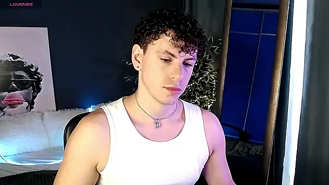 Snapshot of TylerGibson chatting on 06.19.26 TylerGibson online show from 06.19.26