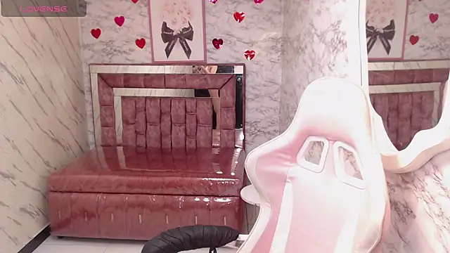 Snapshot of Melisa_v chatting on 02.18.26 Melisa v online show from 02.18.26