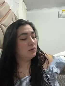 KathiaJenner online show from 03.02.26