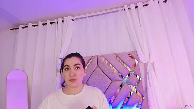KathiaJenner online show from 05.26.26
