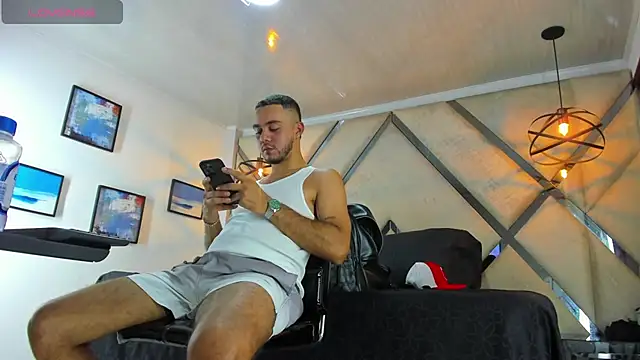 Snapshot of Dusan_Grey77 chatting on 02.03.26 Dusan Grey77 online show from 02.03.26