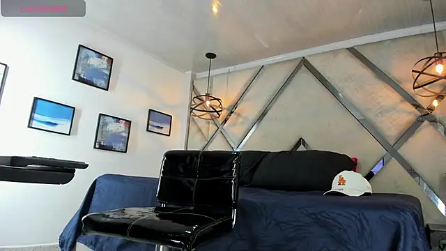 Snapshot of Dusan_Grey77 chatting on 02.06.26 Dusan Grey77 online show from 02.06.26