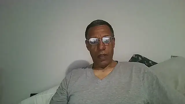 swimmer2496 online show from 04.15.26