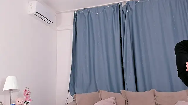 JackiYoss online show from 02.14.26