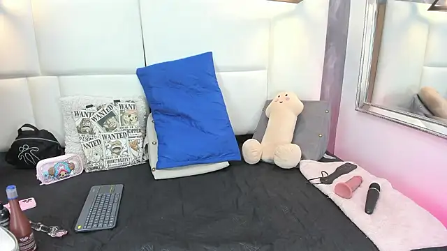 Martina armos online show from 02.12.26