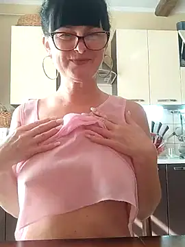 AliceSwan57 online show from 06.25.26