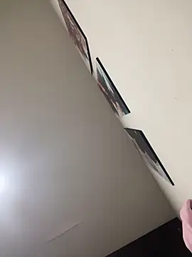 JuliaaVega online show from 04.15.26