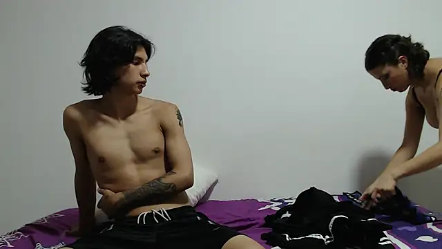 NezhandScyla online show from 04.15.26