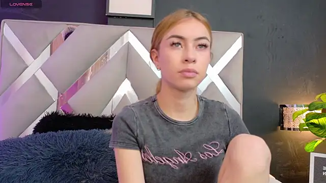 Evie demn online show from 07.21.26