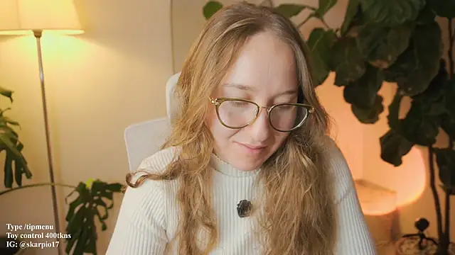 Snapshot of Scarlett_NoirMuse chatting on 02.27.26 Scarlett NoirMuse online show from 02.27.26